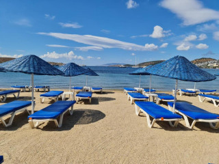 Nagi Beach Hotel