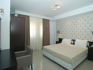 Naias Beach Hotel