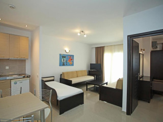 Naias Hotel