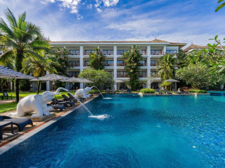 Naithonburi Beach Resort - SHA Extra Plus