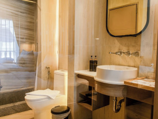 Namaka Resort Kamala