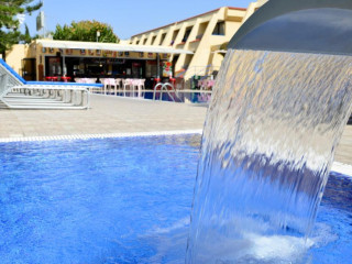 Napa Prince Hotel Apts