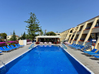 Napa Prince Hotel Apts