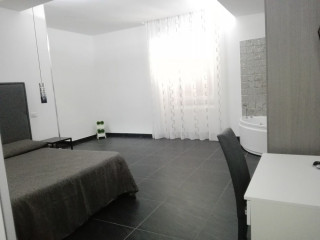 NAPOLI GARIBALDI LUXURY