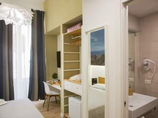 NAPOLINN B&B