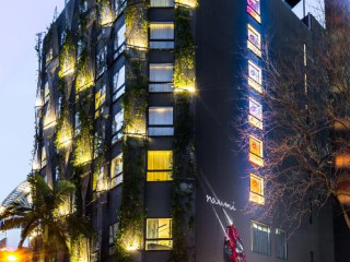 Naumi Singapore
