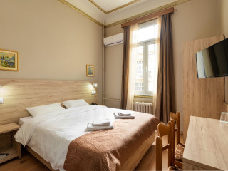 Nea Metropolis Hotel