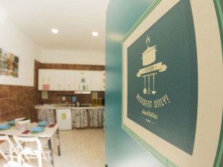 NEAPOLITANTRIPS HOSTEL