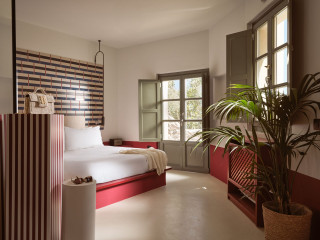 Neema Maison Finikia Santorini