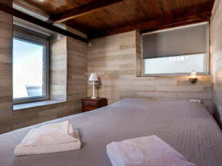 Nefeli Homes - Adults Only