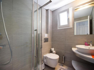 Nefeli Hotel