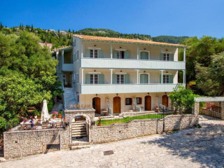 Nefeli Hotel