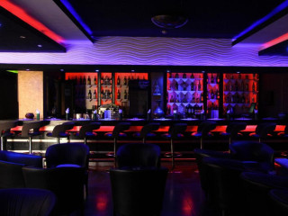 New Farah Hotel