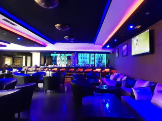 New Farah Hotel