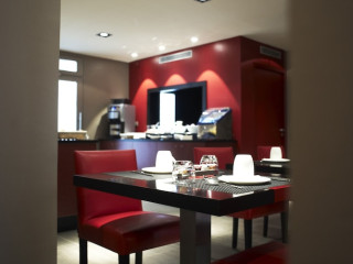 New Hotel Opera