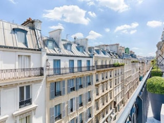 NEW HOTEL REPUBLIQUE
