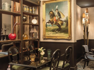 NEW HOTEL REPUBLIQUE
