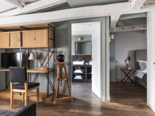 New Hotel Roblin