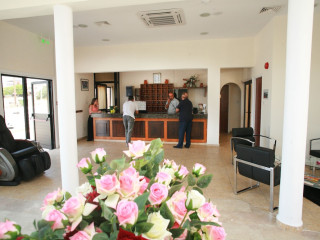 NEW YORK PLAZA HOTEL APARTMENTS