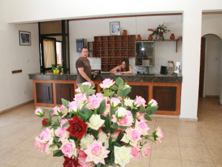 NEW YORK PLAZA HOTEL APARTMENTS