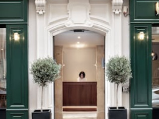 NEWHOTEL LE VOLTAIRE