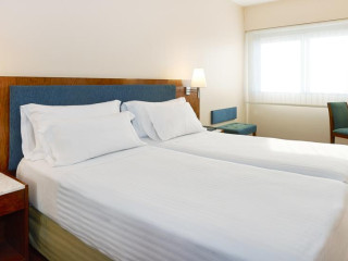 NH Barcelona Entenza