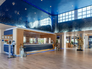 NH Boat Lagoon Phuket Resort