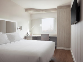 Nh Madrid Barajas Airport