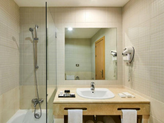 Nh Marina Portimao Resort