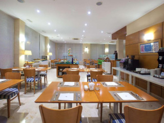 NH San Pedro de Alcántara