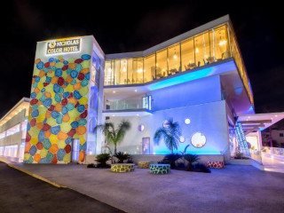 NICHOLAS COLOR HOTEL