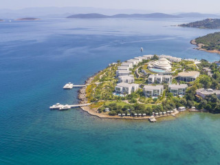 NIKKI BEACH RESORT & SPA