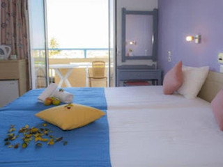 Nikos Hotel