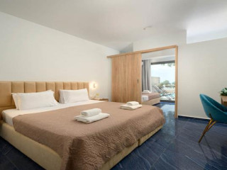 Ninos Grand Beach Hotel & Resort