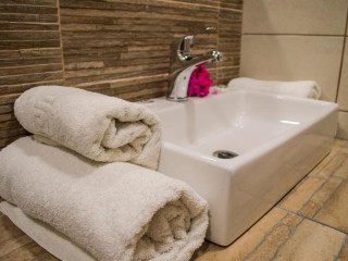 Nireas Hotel