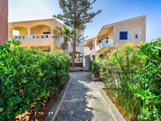 NIROS BEACHFRONT APART HOTEL