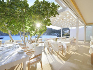 Nissaki Boutique Hotel