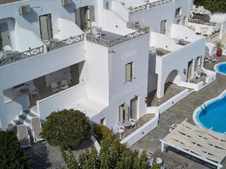 Nissos Thira Hotel