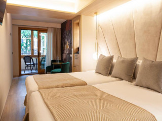 Nivia Born Boutique Hotel