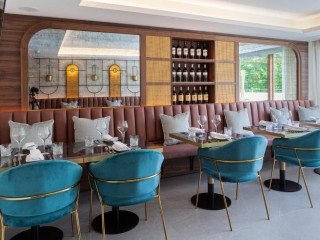 Nivia Born Boutique Hotel
