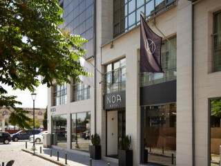 Noa Hotel
