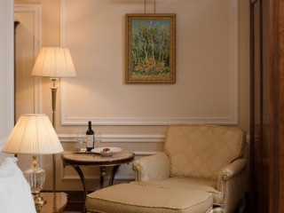 Nobil Luxury Boutique Hotel