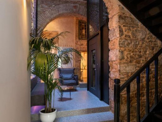 Noma Hotel