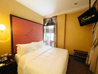 Nostalgia Hotel