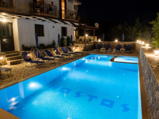 Nostos Hotel
