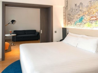 NOVOTEL BANGKOK ON SIAM SQUARE