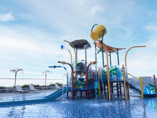 Novotel Jumeirah Village Triangle