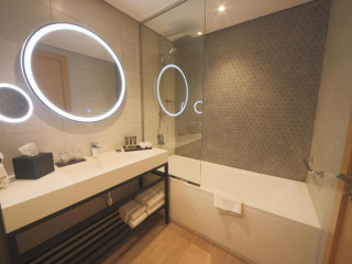 Novotel Jumeirah Village Triangle