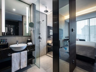 NOVOTEL SINGAPORE ON STEVENS