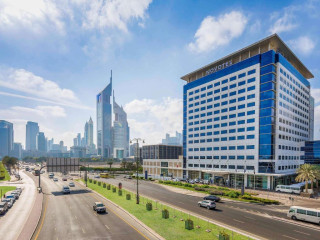 8 Boutique Suites
